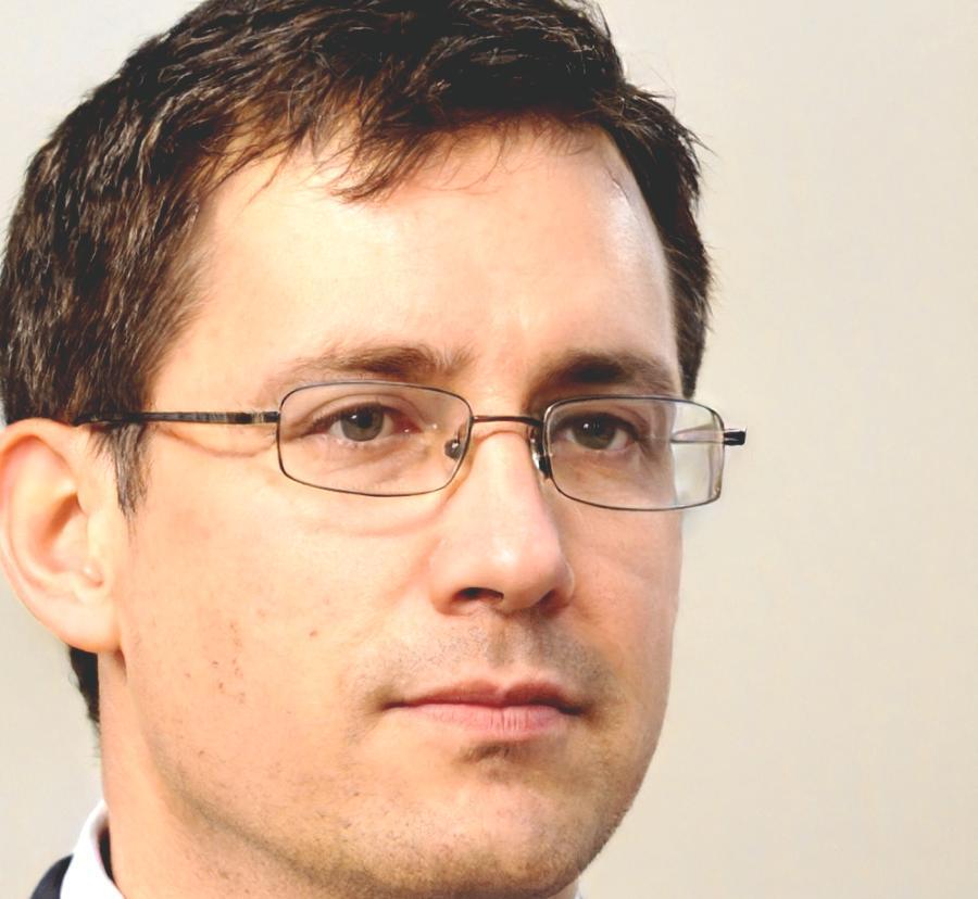 Portrait de Laurent Bernstein, formateur en analyse financière